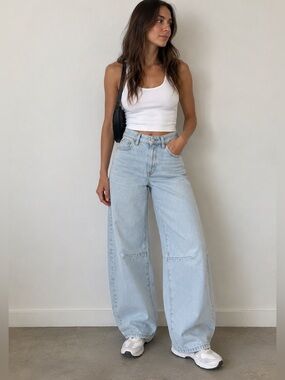 Zara Light Blue Barrel Jeans